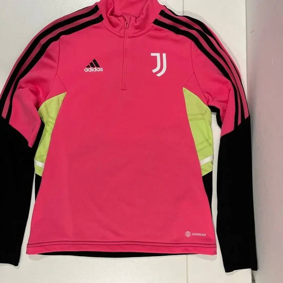 New without tag. Adidas, Juventus Training Football set, Size 11-12Y